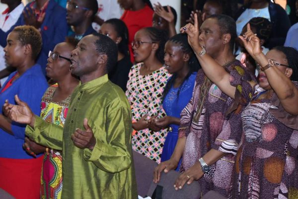 52813307_2381674658729815_6607992744663056384_n